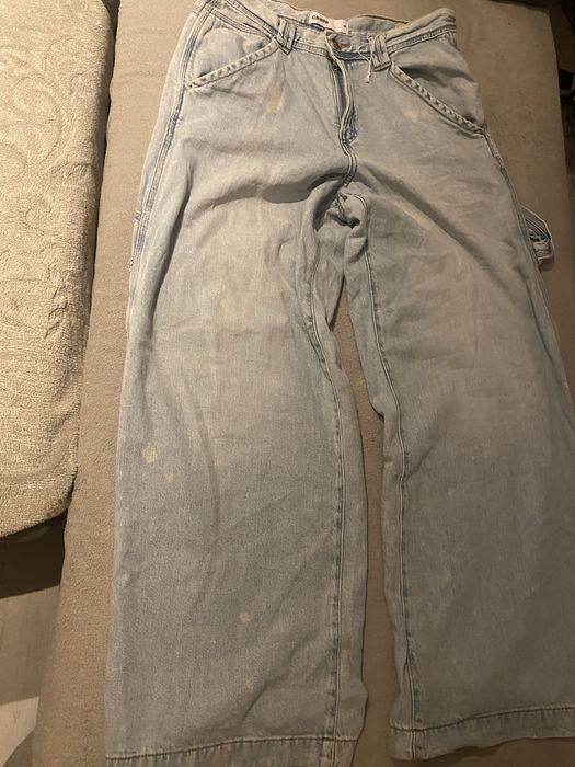 Baggy.