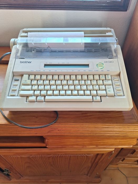 Máquina de escrever antiga