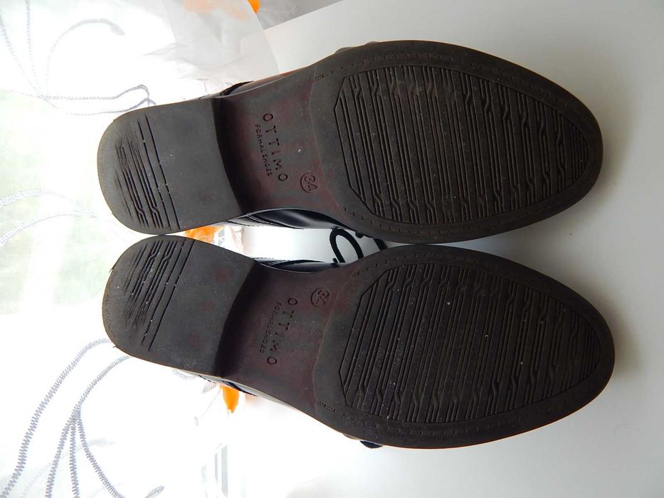 Lakierki, eleganckie półbuty r.36 komunia