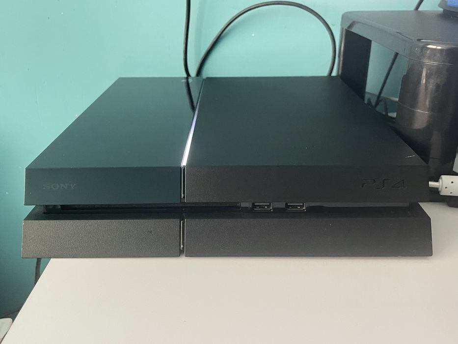 Playstation 4 Fat