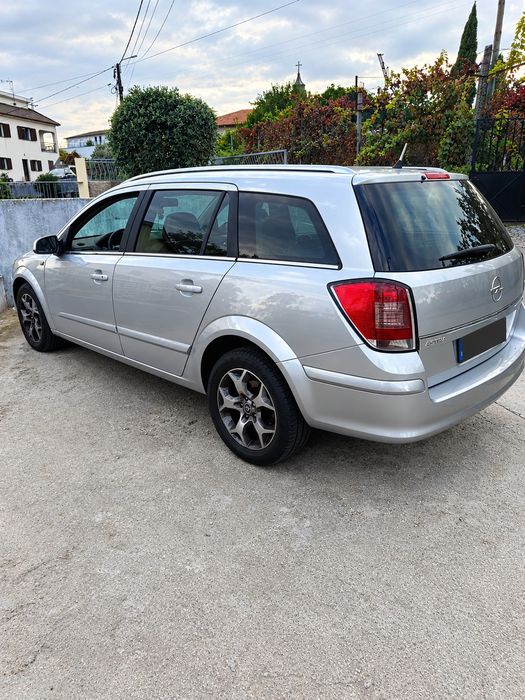 Opel astra 1300 ano 2006 — photo 2