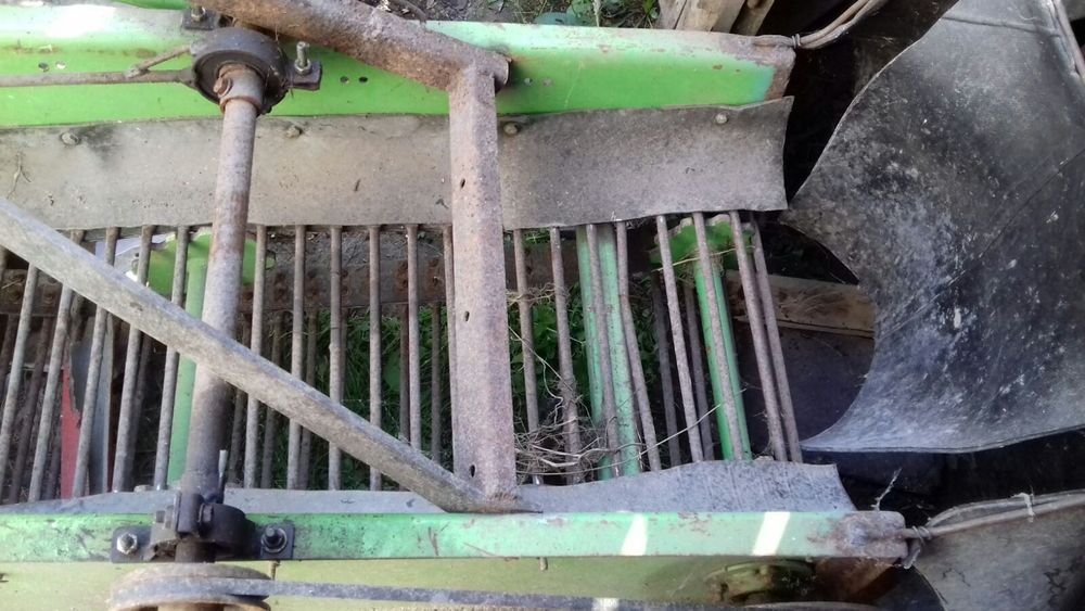 Картоплекопач, продам.