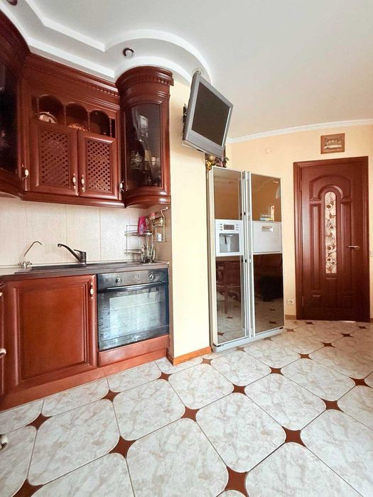 Продам 3 кімнатну квартиру на Ближньому Замості 4904