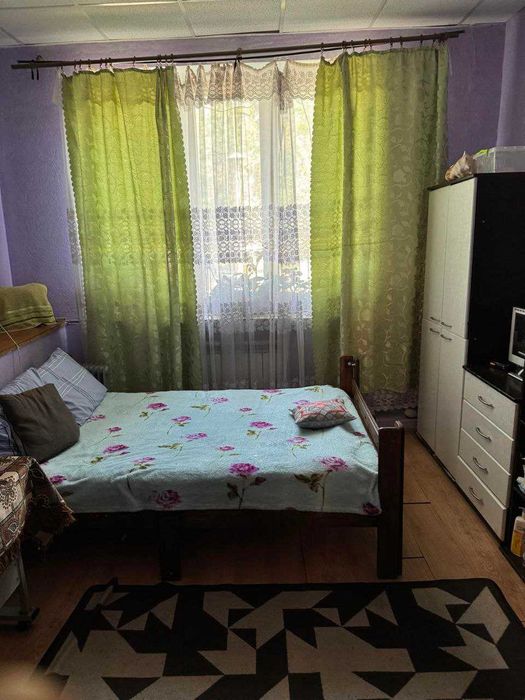 Нежитлова будівля 1100м2 метро хостел офіс магазин склад бомбосховище