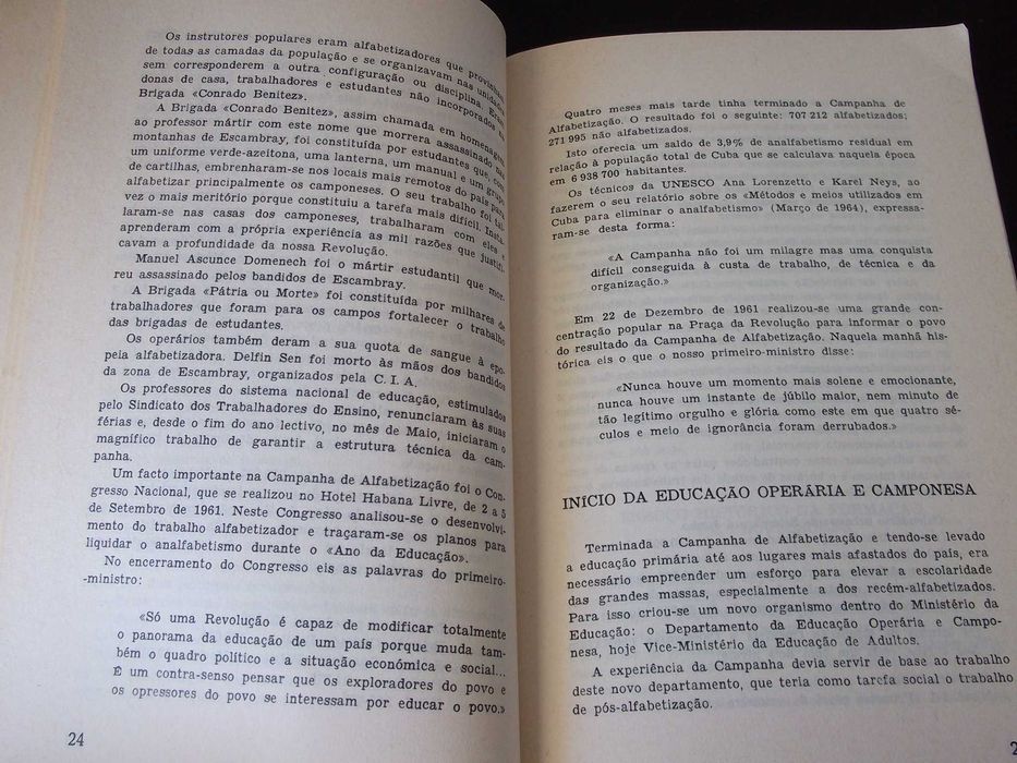 Livro A educação em Cuba Seara Nova 1975