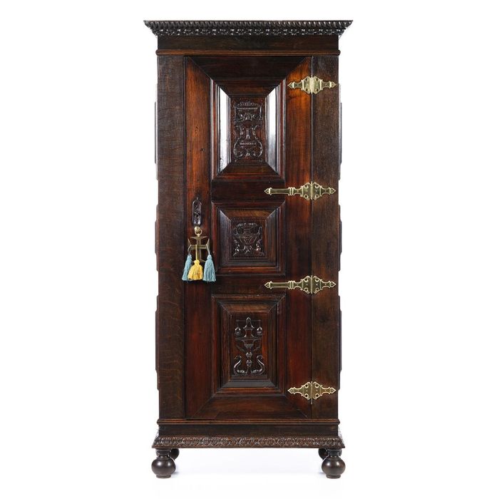 Móvel vitrine antiga