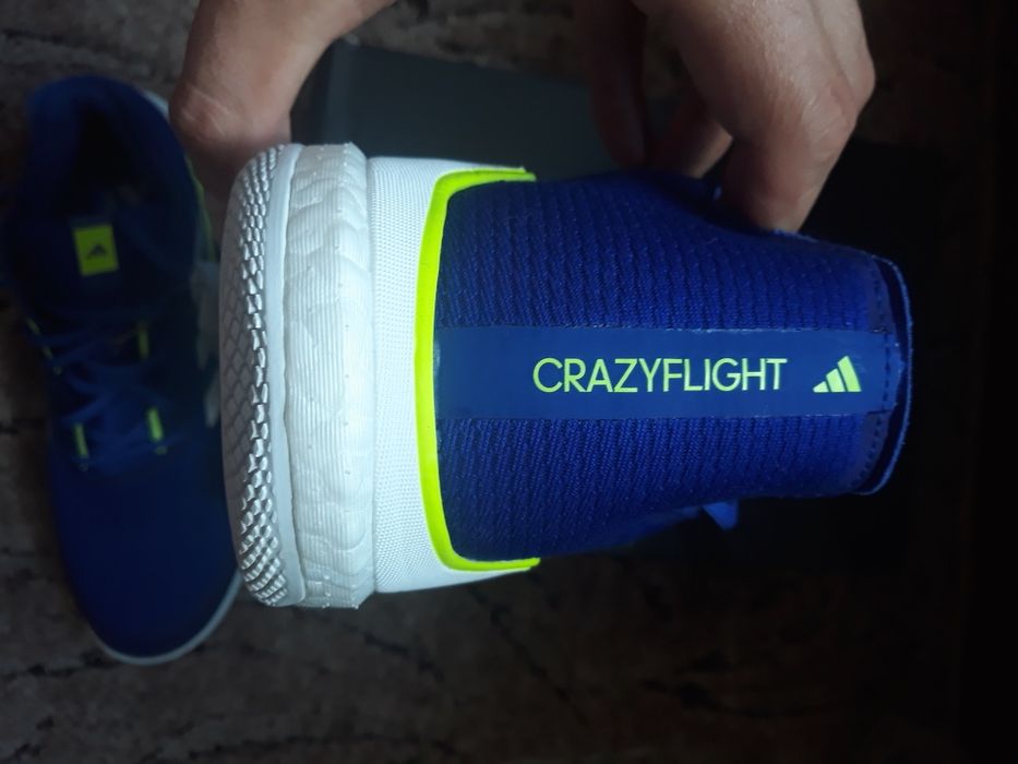 Волейбольні кроссівки Adidas Crazyflight Boost р47