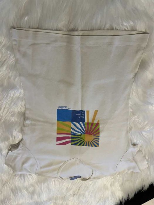 tshirt branca tamanho m com diversas cores