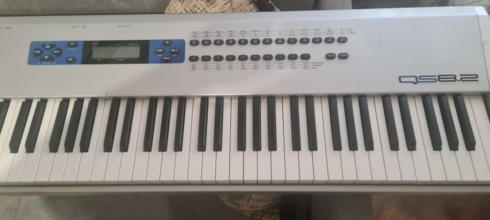 Pianino elektryczne ALESIS QS8.2