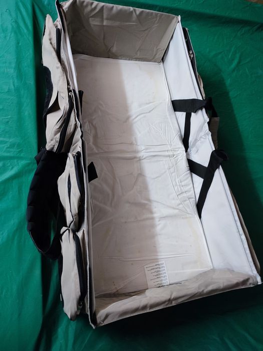 Cama portátil de bebe