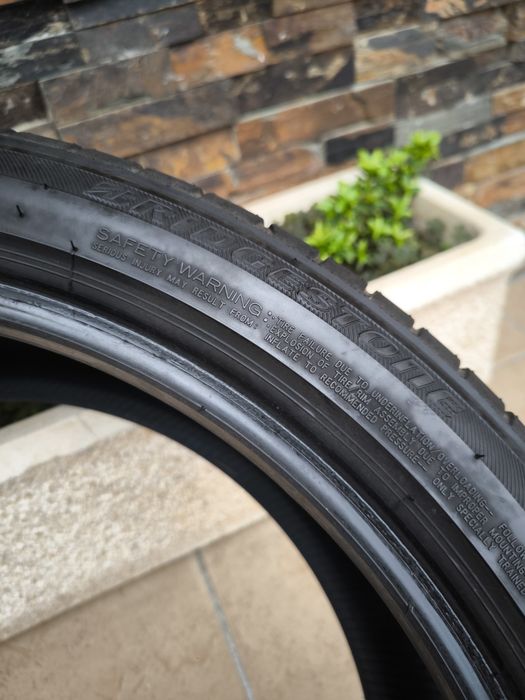 Pneus 245/40/20 Bridgestone Potenza S001