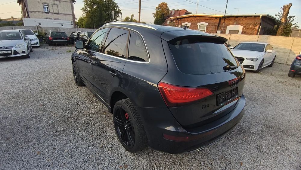 Audi Q5 Bixenon Nawigacja el. Klapa S-line Exterieur Quattro Lekko uszkodozna!
