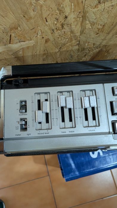 Boombox Estéreo Vintage SHARP GF-9494