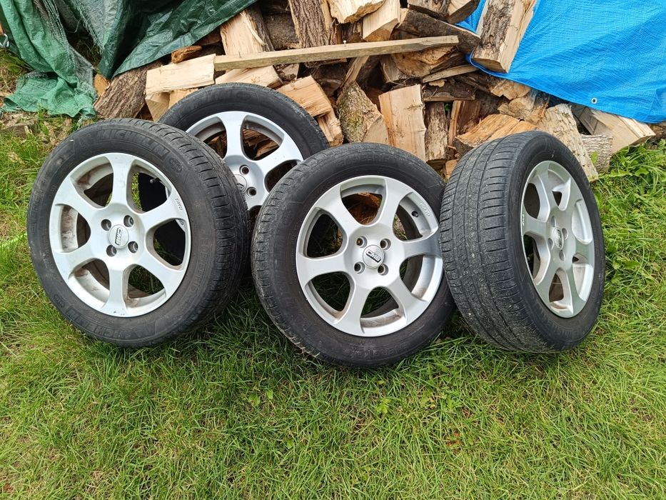 Sprzedam alufelgi R16 z oponami letnimi rozstaw 4x100