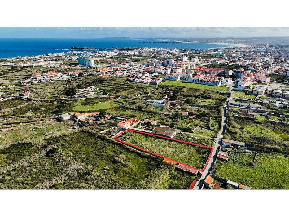 Terreno Urbano em Peniche