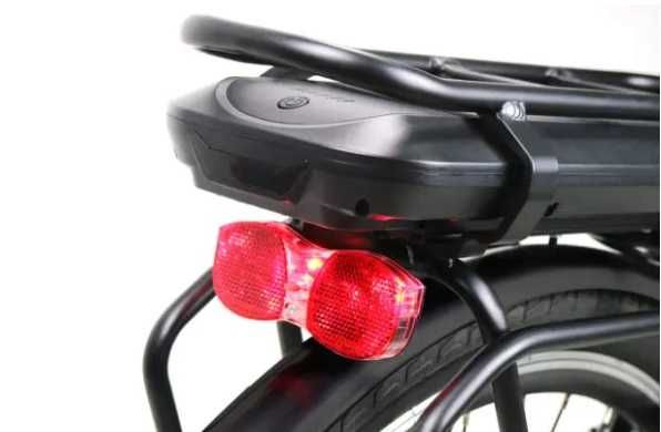 Bicicletta Elettrica E-Bike da città marca Colver Modello Groenlandia