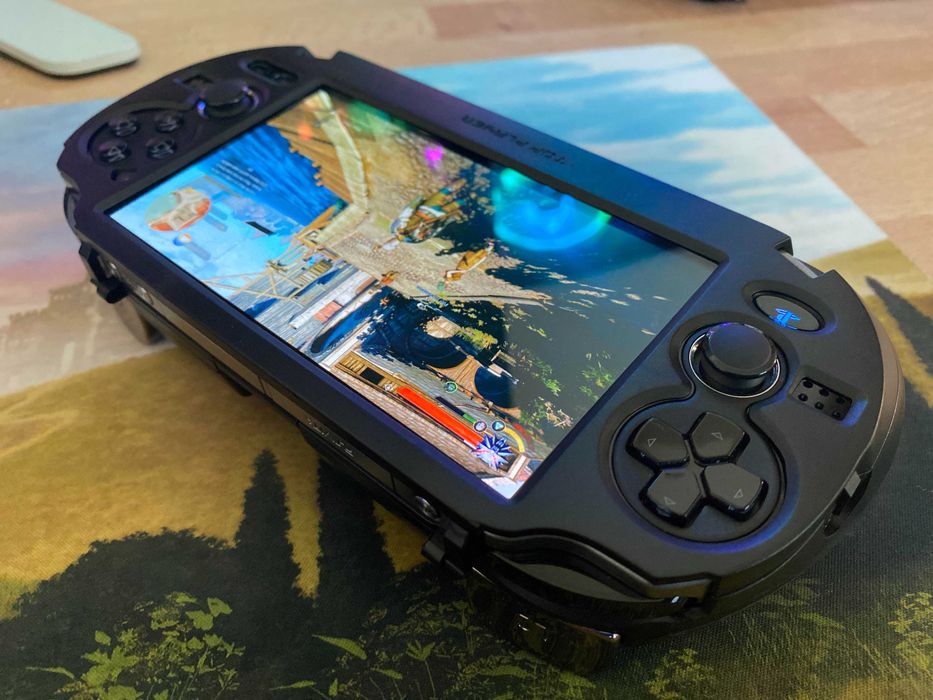 Case/Grip com novos botões para a PS Vita