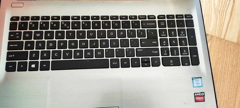 Laptop HP 15-ay536mw