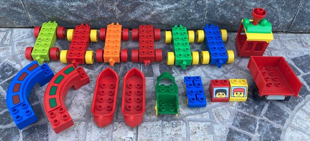 Conjunto de Peças e Figuras LEGO Duplo (Tema: Veículos)