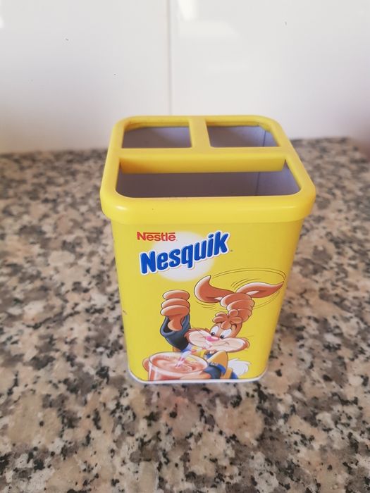 Porta-Lápis e Canetas NESQUIK