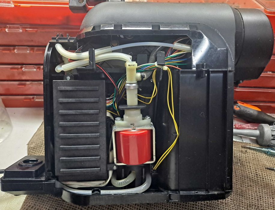 Assistência Reparação Máquina Café Nespresso Delta Dolce Gusto