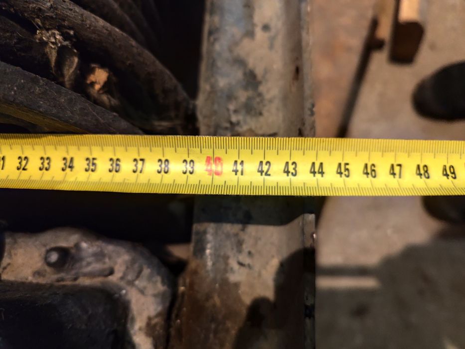 Лебідка на ГАЗ- 66  або ЗИЛ можливо   стояла на камазі позаду прак