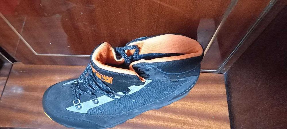 Р. 45 Мужские  треккинговые ботинки TECNICA MAKALU IV GTX Gore-Tex.