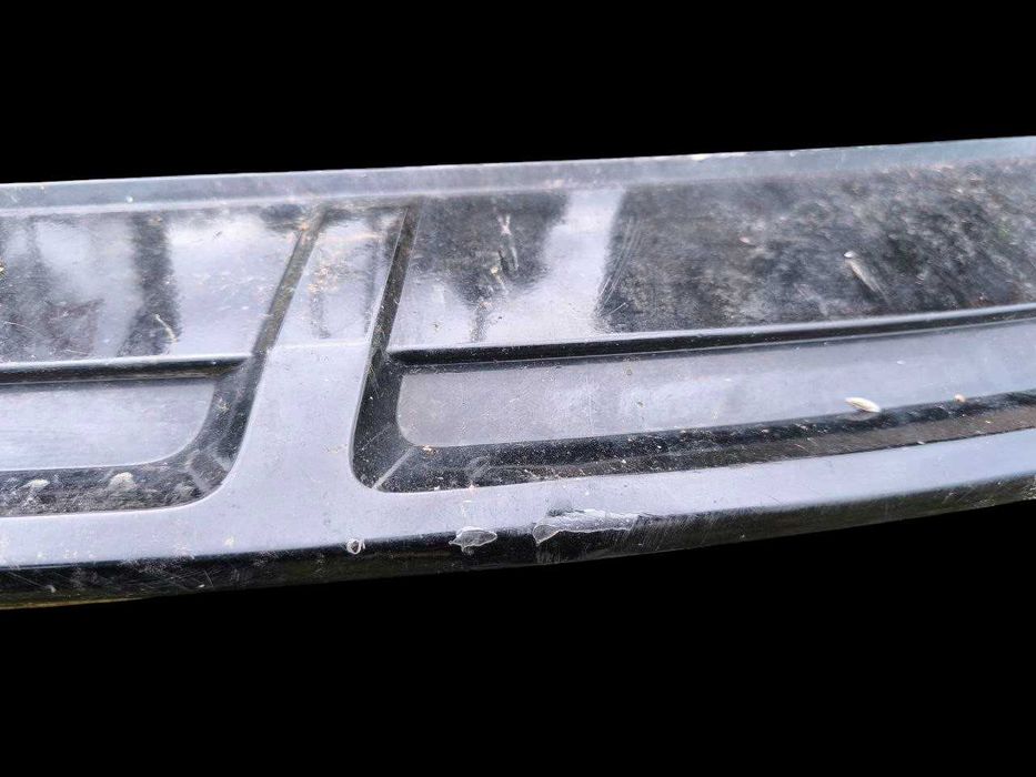 Спойлер губа переднього Бампера Audi E-Tron 4KE807733