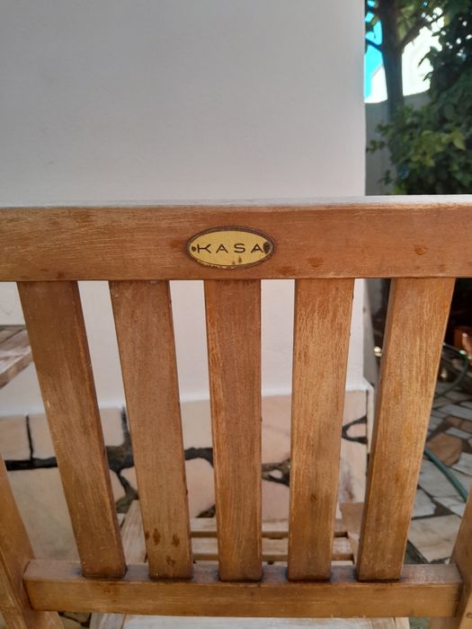 Mesa e duas cadeiras Kasa