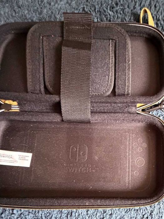 etui na konsole Nintendo SWITCH