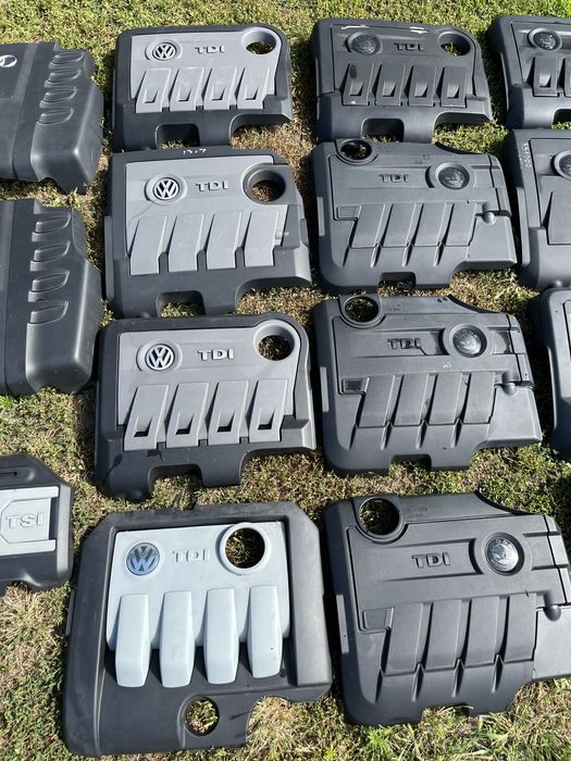 Декоративна кришка двигуна Volkswagen Audi Skoda крышка двигателя VAG