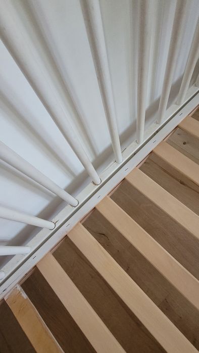 Łóżeczko z materacem i dodatkami