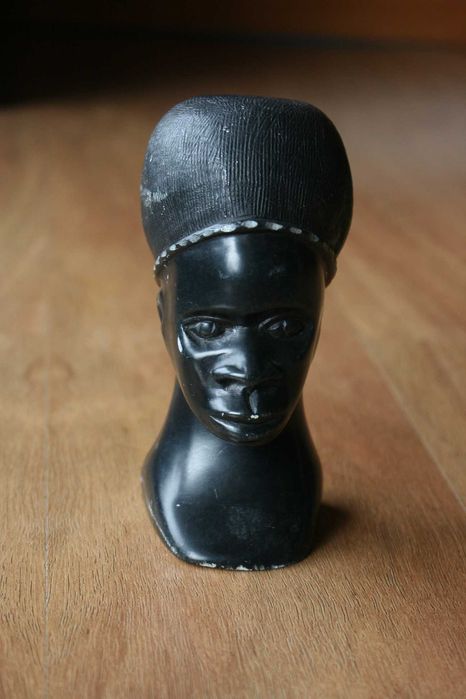 Arte africana – Escultura/busto em pedra-sabão - África do Sul