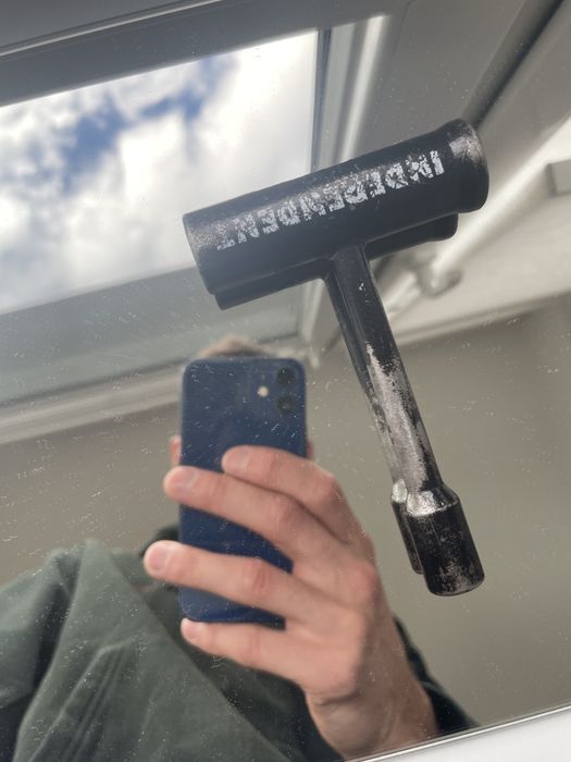 Skateboard deska deskorolka 8.25” + independent + dwa zestawy kół