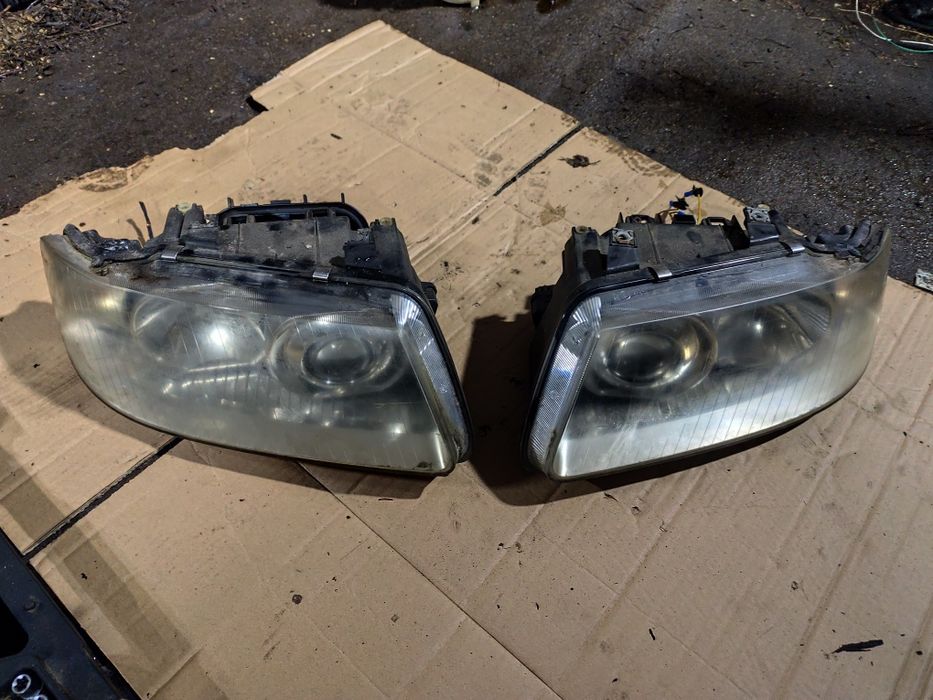 Audi A3 8L lift lampa prawy lewy przód przednia
