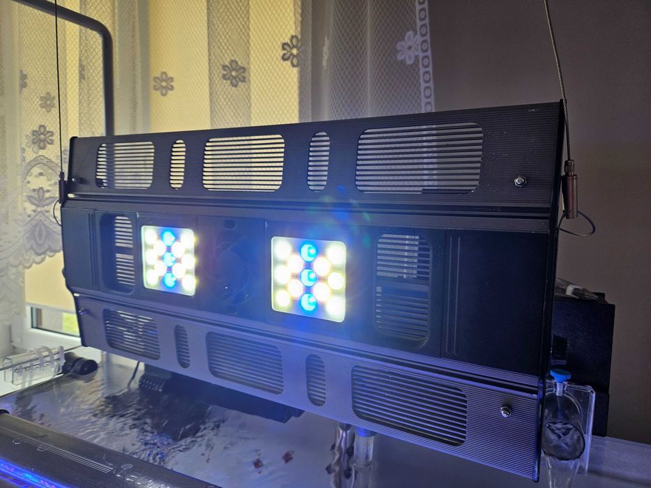 Lampa LED Maxpect R420R