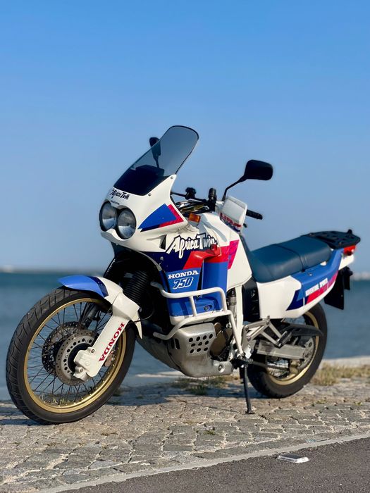 Carenagens traseiras Honda Africa Twin RD04
