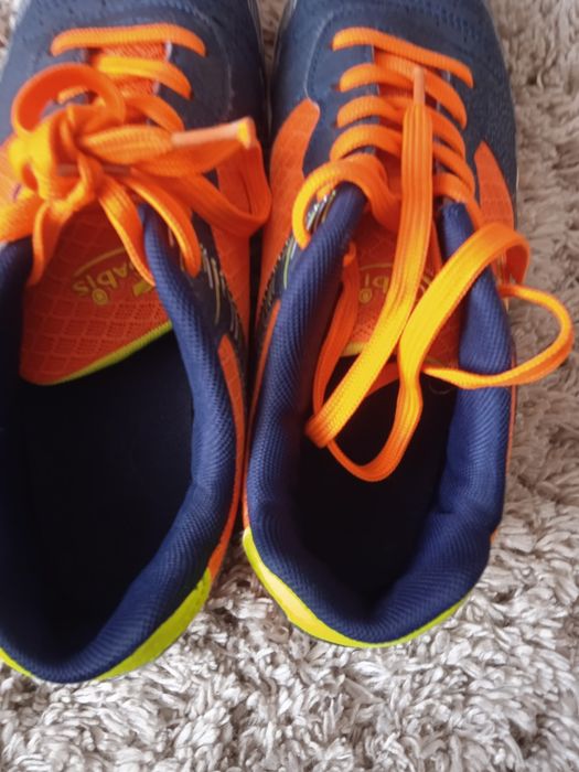 Кросівки для хлопця