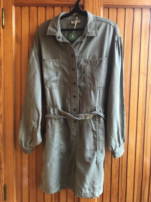 Комбинезон новый, этикетки срезаны. Заказан через интернет