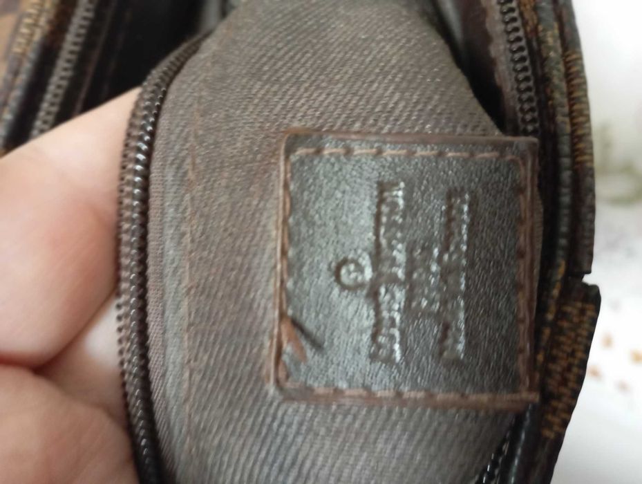 Чоловіча сумка через плече Luis Vuitton