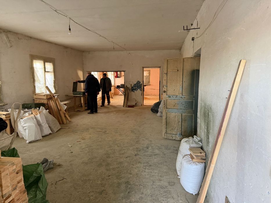 Приміщення 200кв піл склад або виробництво