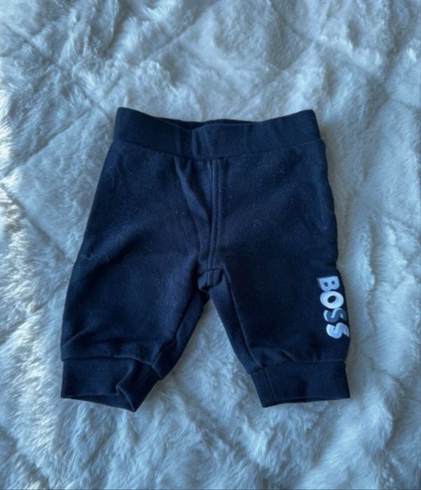 Spodnie Boss r. 50/56