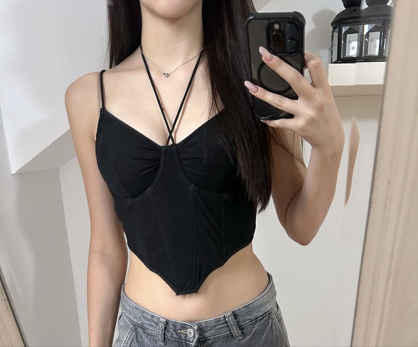 Czarny damski crop top gorsetowy krótka bluzka na imprezę XS 34 Shein