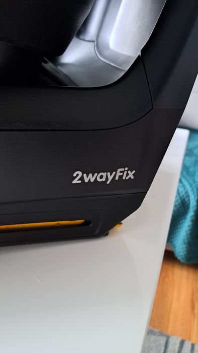 Zestaw Maxi Cosi baza 2wayfix +fotelik 2wayPearl