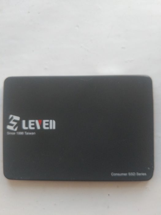 SSD Диск Leven 120 GB