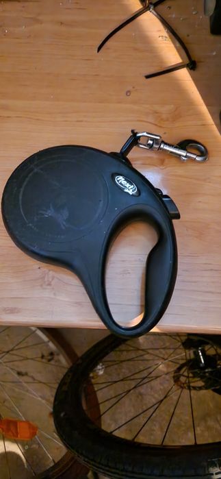 Smycz Flexi 4 metry