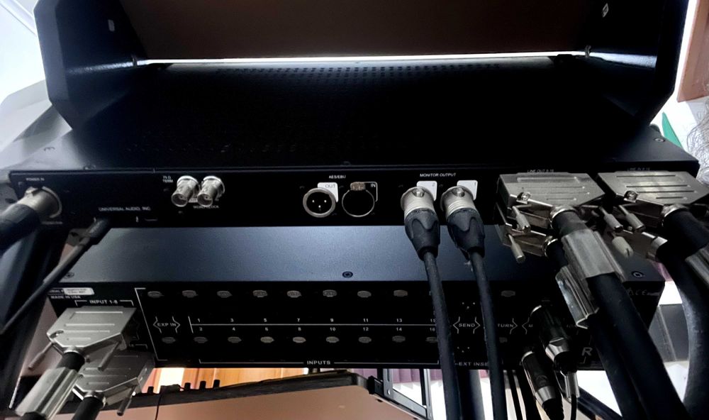 Interface de áudio de alta gama Universal Audio Apollo x16