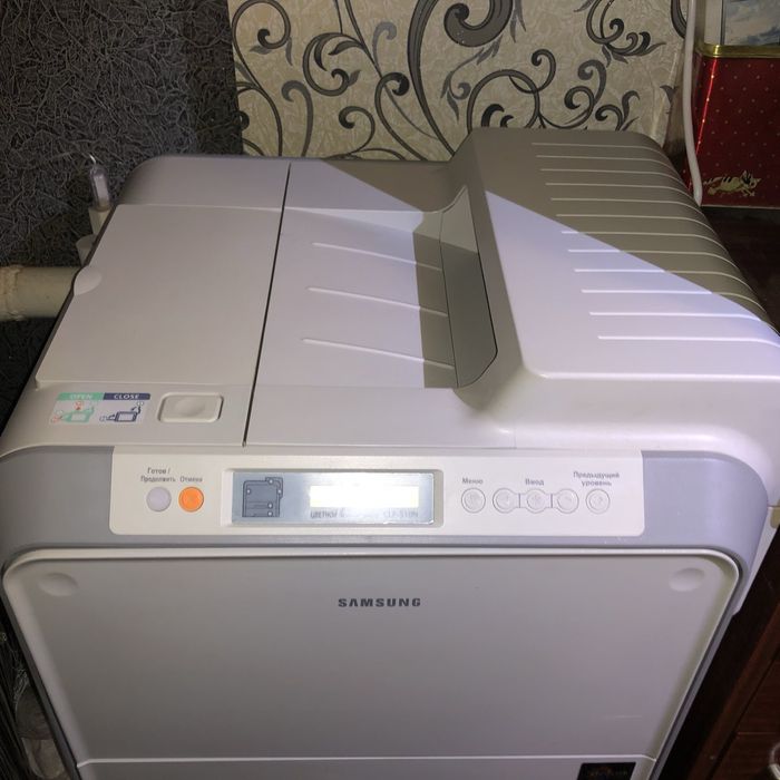 Цветной лазерный принтер Samsung CLP-510N