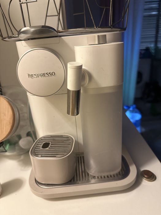 Maquina de cafe nespresso