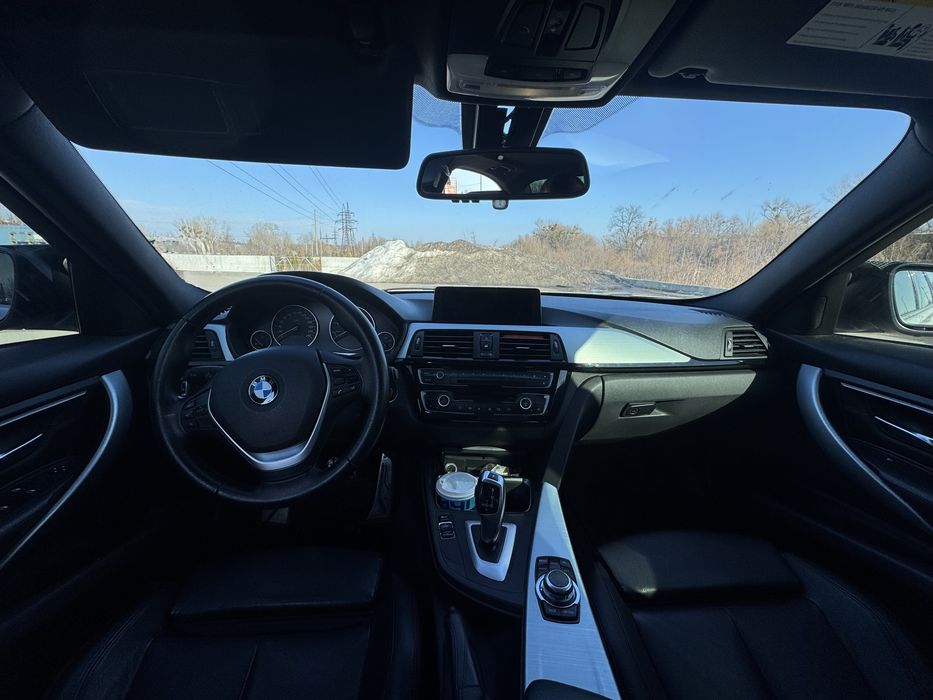 BMW F30 328 2012